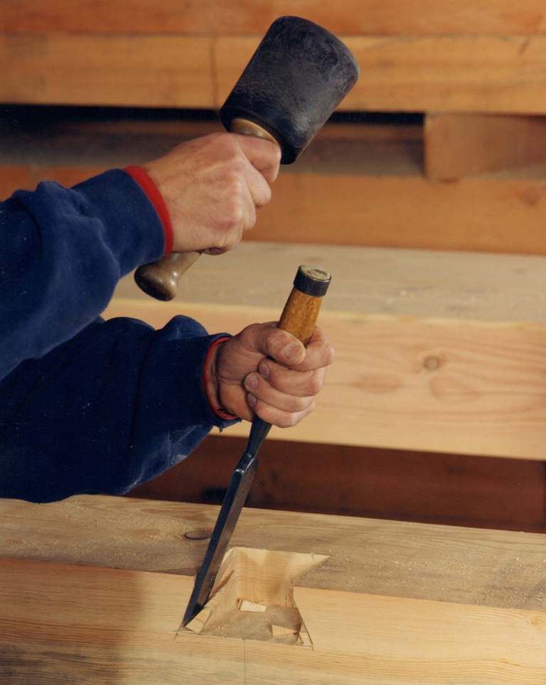 Handcrafting a timber Dovetail
