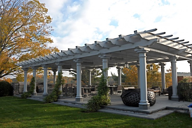 Timber Frame Pergola at High Winds