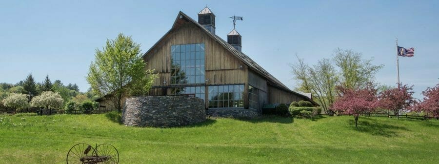 Exterior of the Barn Style Souther Vermont Welcome Center