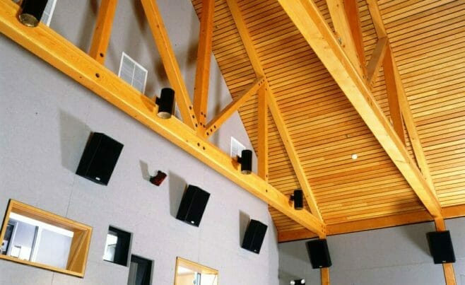 Douglas Fir Queen Post Truss for Theater Interior