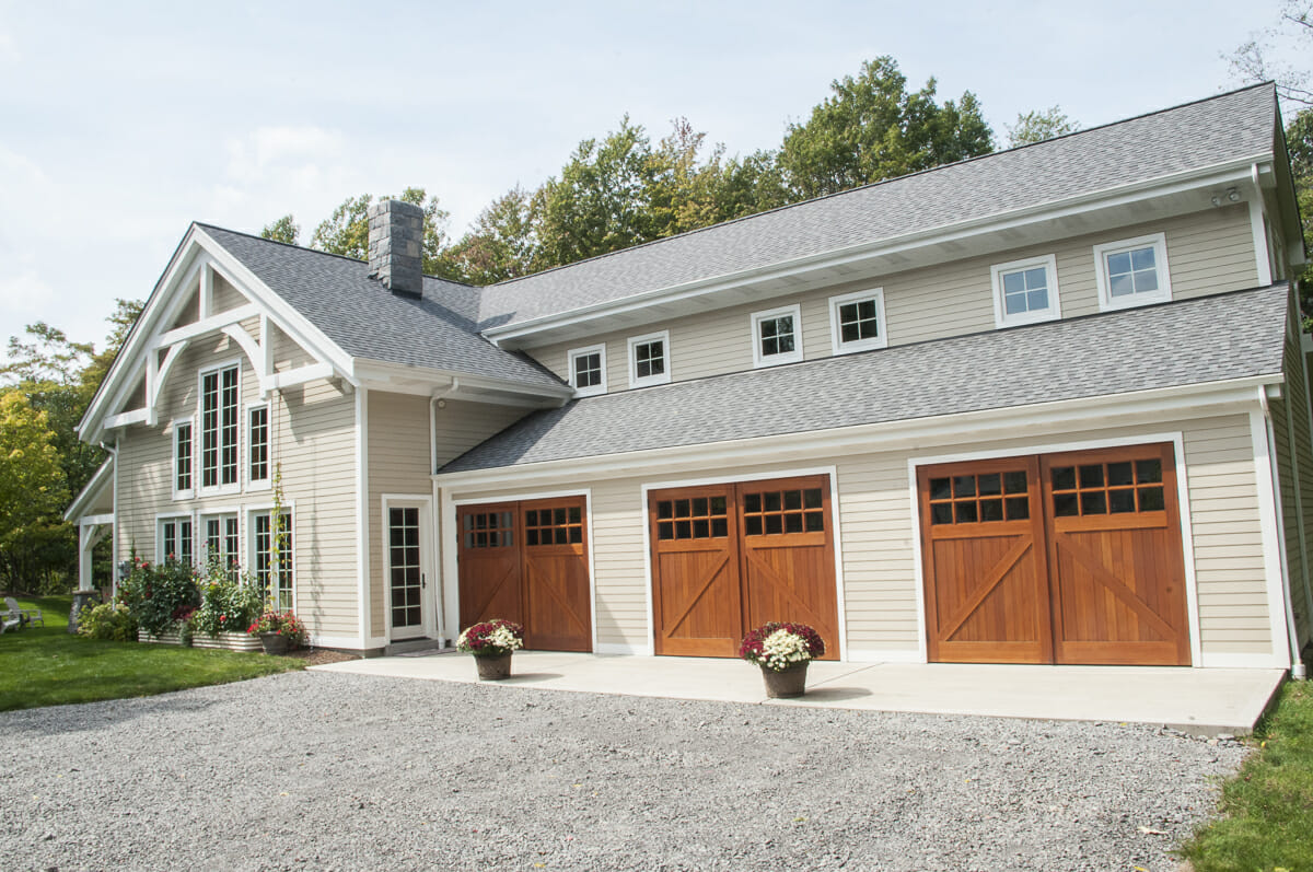 timber-frame-party-barn-exterior-4