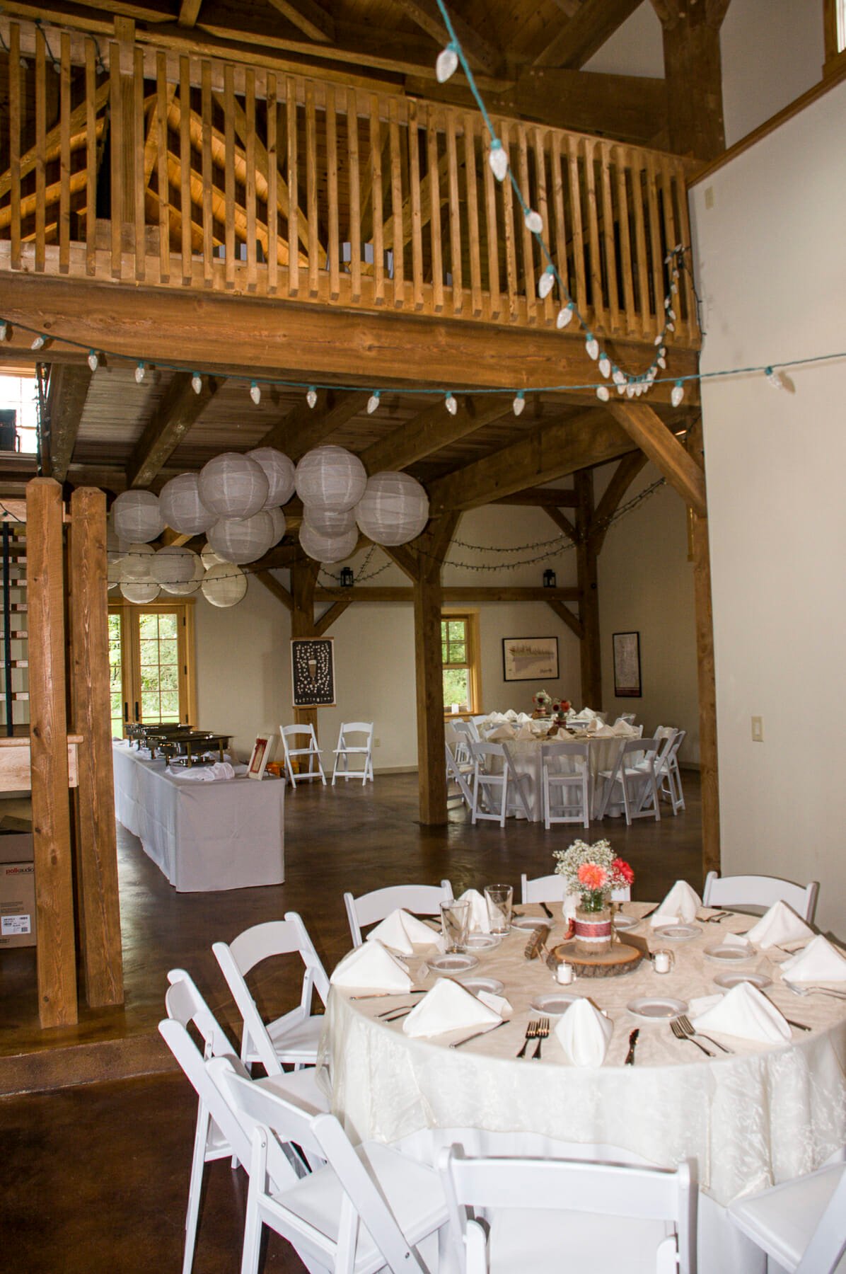 timber-frame-party-barn-interior-2