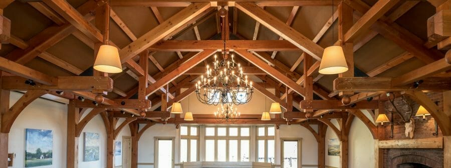 Can a Hammer Beam Design Support a Hipped Roof?