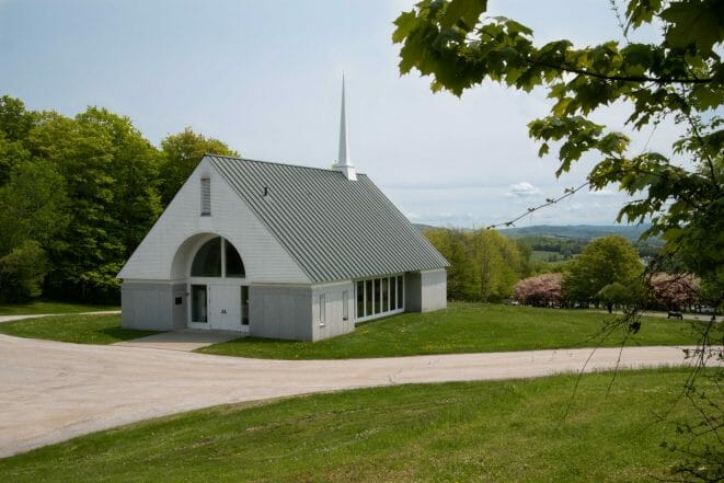 Exterior of the Vermont Veterans Memorial Chapel