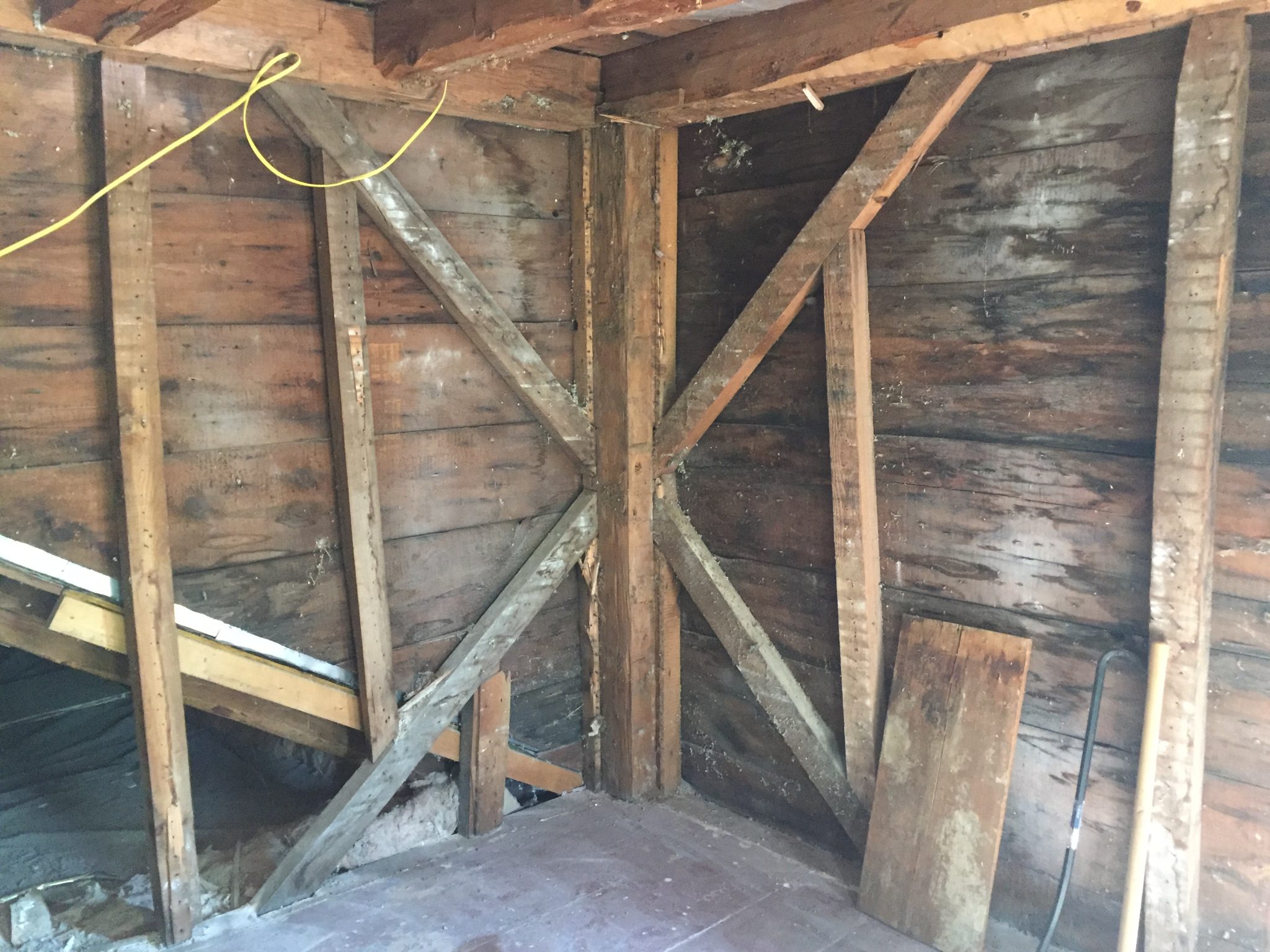 How Do Timber Frames Resolve Lateral Loads?